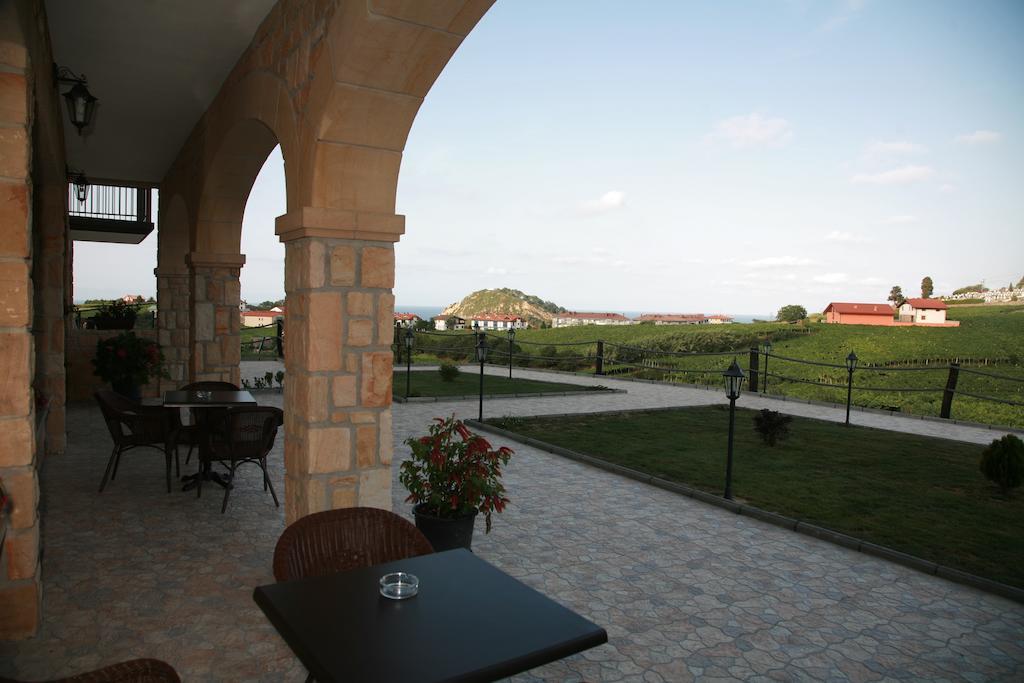 Usotegi Guest House Getaria Exterior photo