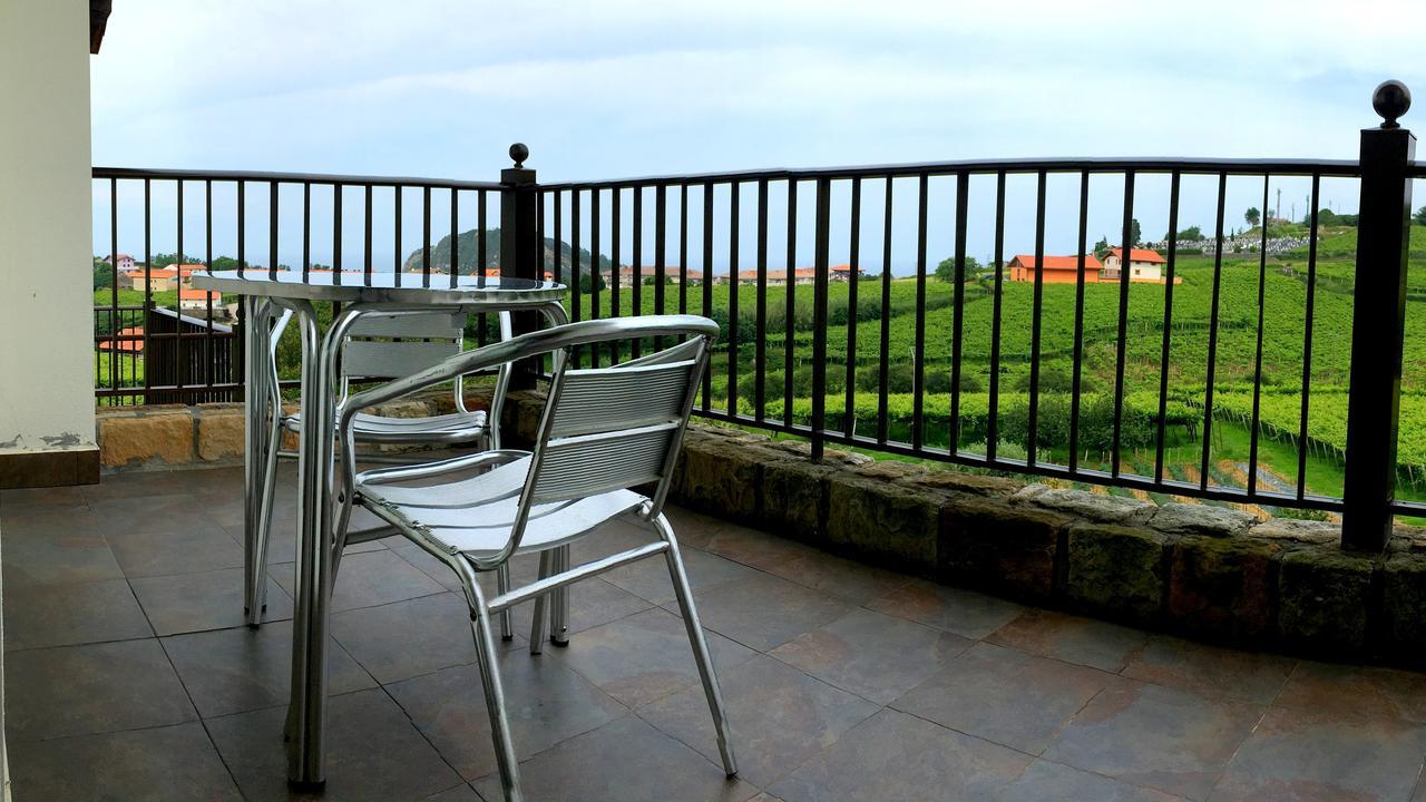 Usotegi Guest House Getaria Exterior photo