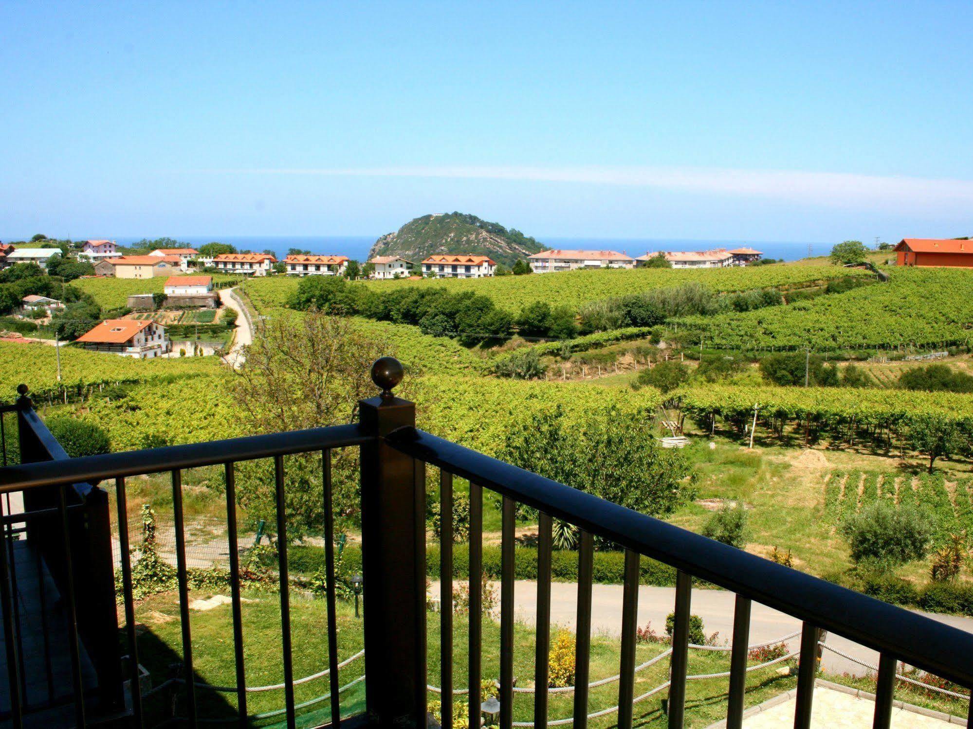 Usotegi Guest House Getaria Exterior photo